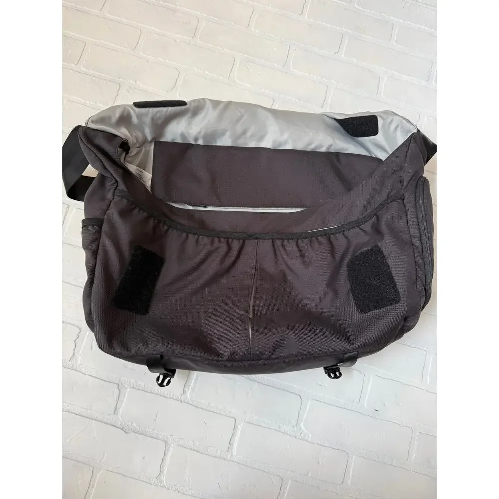 Patagonia Critical Mass Black Messenger Laptop Crossbody Bag Luggage